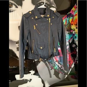 100% Real Lamb Leather.